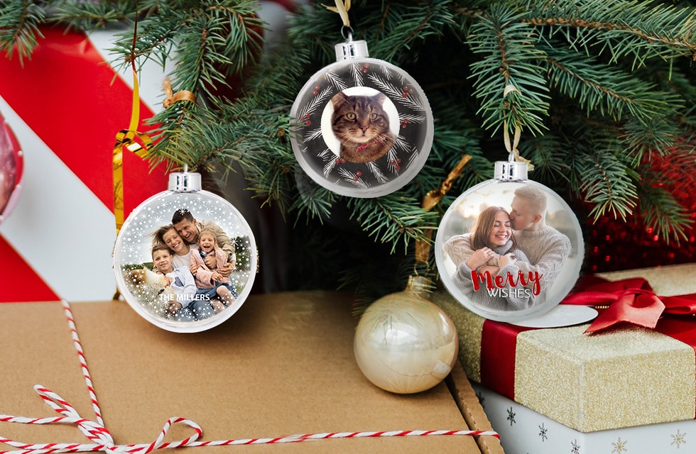 Add Some Unique Dazzle to Your Christmas Tree With Personalised Baubles